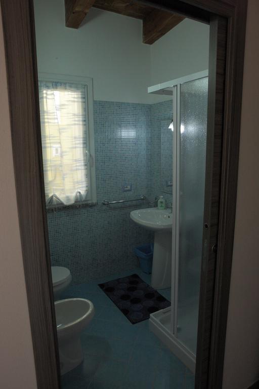B&B Terre Del Sinis กาบราส ภายนอก รูปภาพ