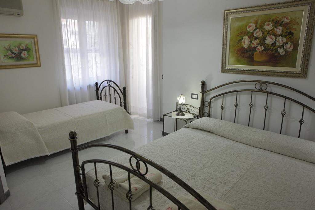 B&B Terre Del Sinis กาบราส ห้อง รูปภาพ