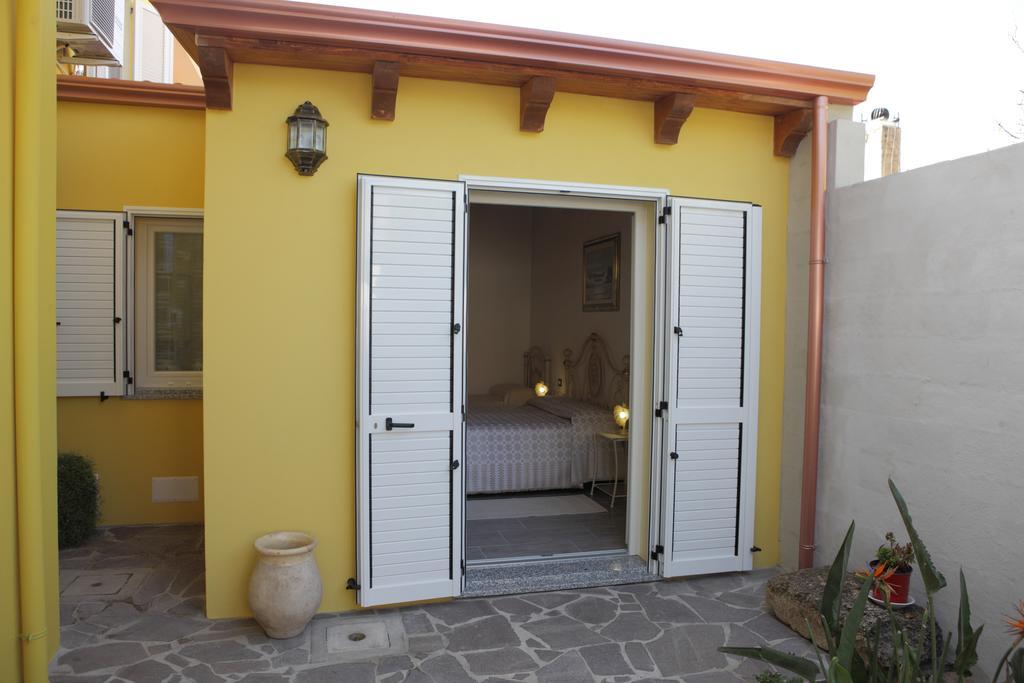 B&B Terre Del Sinis กาบราส ภายนอก รูปภาพ