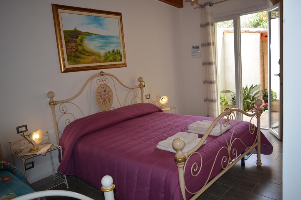 B&B Terre Del Sinis กาบราส ภายนอก รูปภาพ
