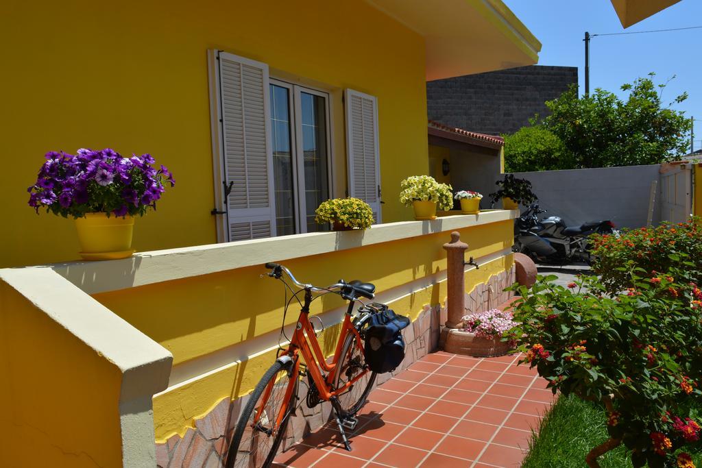 B&B Terre Del Sinis กาบราส ภายนอก รูปภาพ